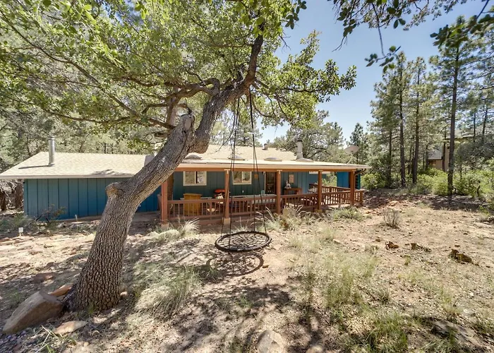 Wraparound Deck: 'breezy Pinez Cabin' In Pine! Holiday home